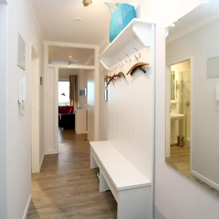 Apartment Gmelinstra_e 5a_ Whg_ 3a_ By De Wyk *